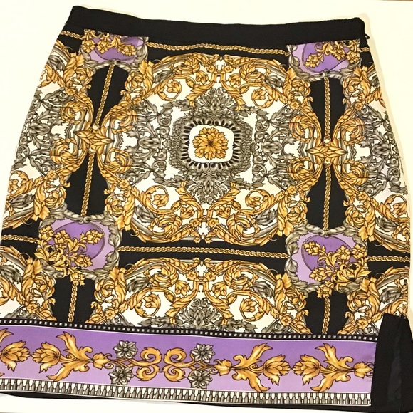 Laundry Versace style gold lavender with black chain print silky mini skirt sz 8 - Picture 1 of 10